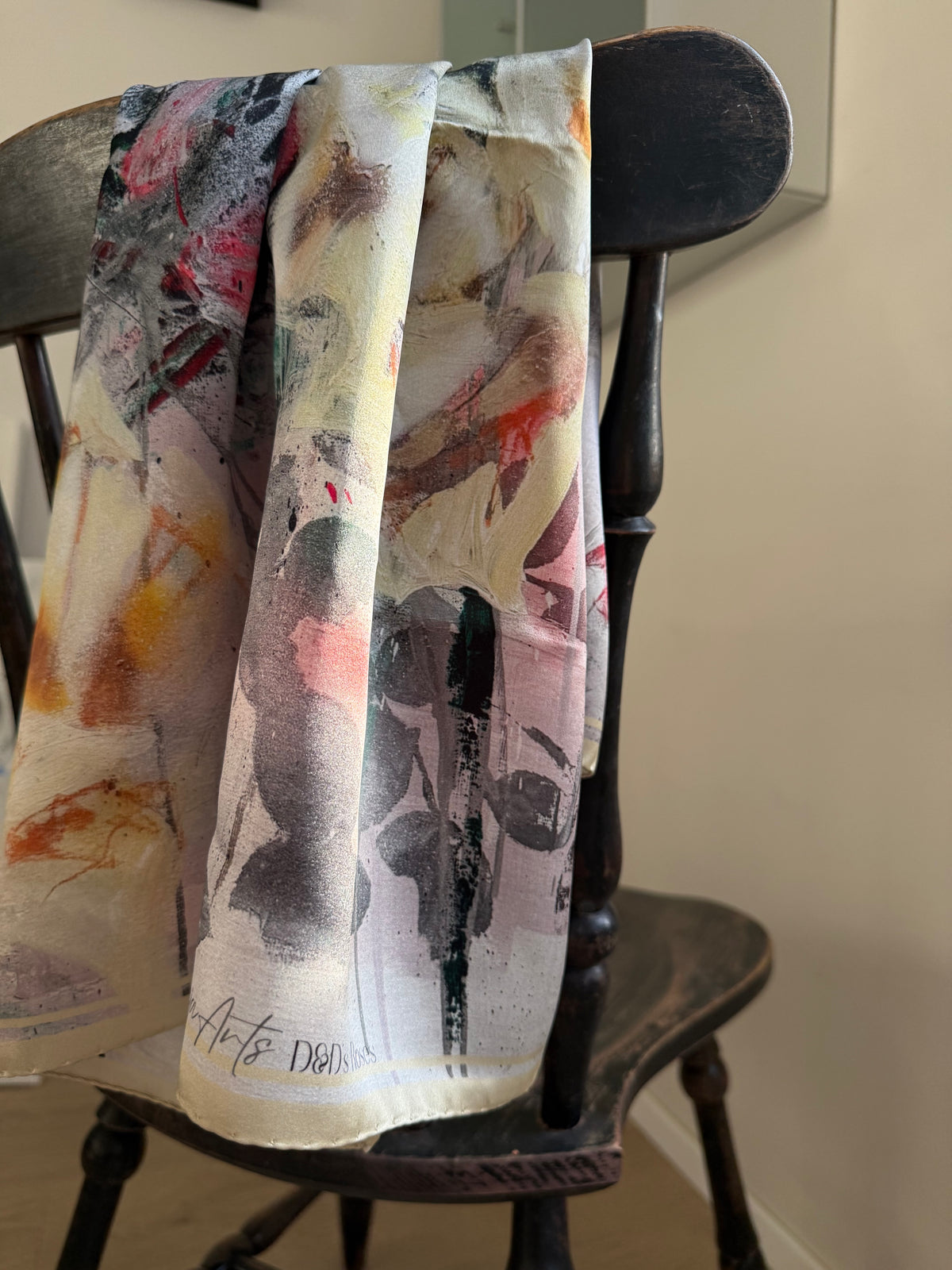 Gular rósir slæða - Yellow Roses silk scarf •